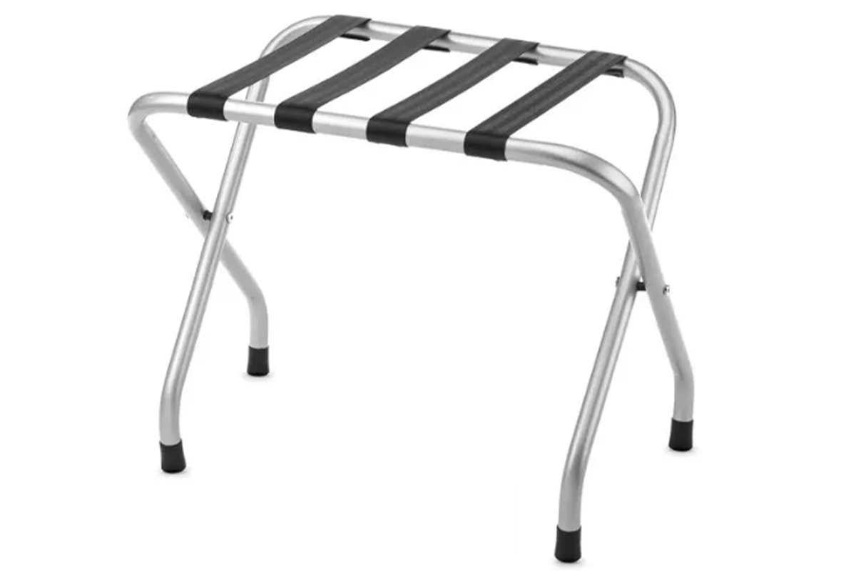 Απεικονίζεται η μπαγκαζιέρα.